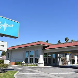 3* Hotel Signature Maingate