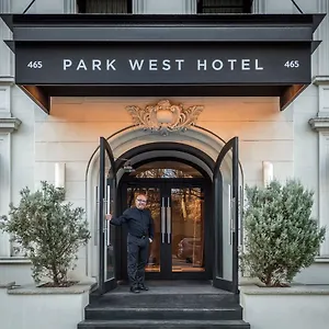 Hotel Park West